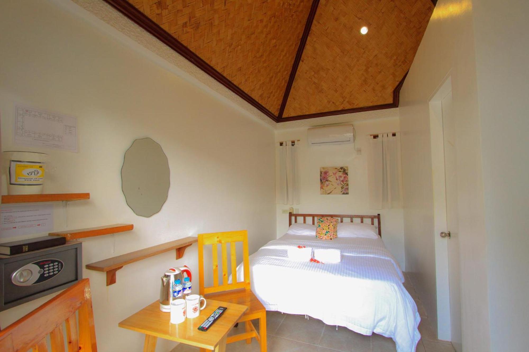 Sunz En Coron Resort Exterior photo