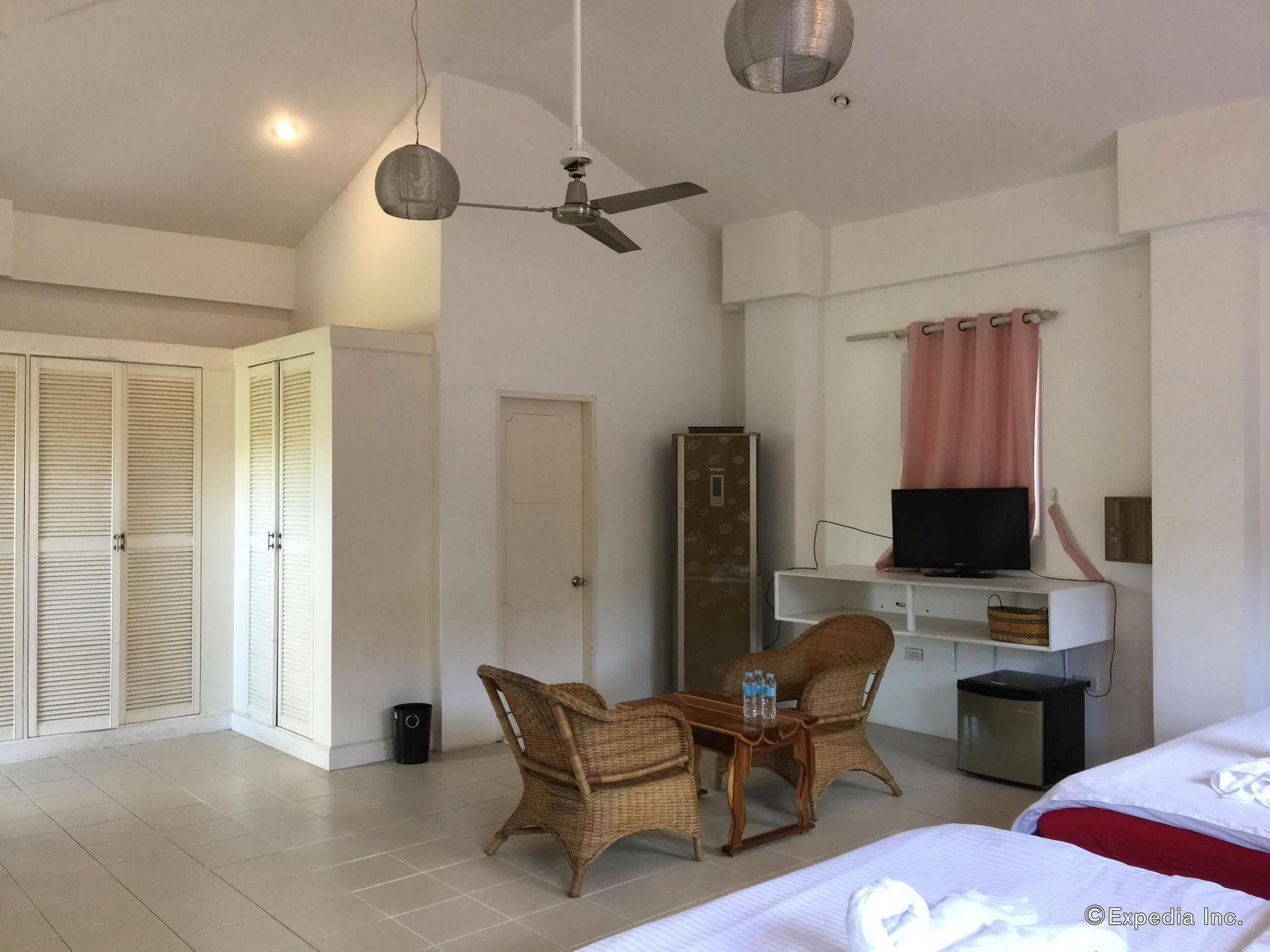 Sunz En Coron Resort Exterior photo